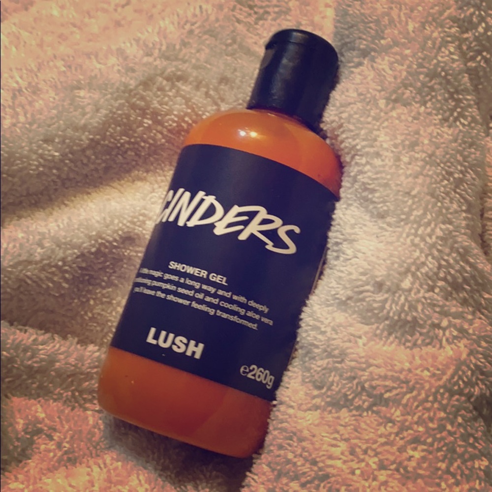 Rare Lush Cinders Shower Gel Christmas 2019